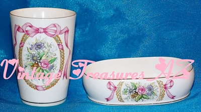 Image for Lefton China #KW4215 Bathroom Vanity/Sink Accessories Set Porcelain Soap Dish & Drinking Cup/Tumbler Floral/Flowers Wreath/Garland Bow Ribbons Gilt Vintage 1955-1990s <b><span style='color:red'>***USPS PRIORITY MAIL SHIPPING INCLUDED – DOMESTIC ORDERS ONLY!***</span></b><span style='color:purple'>